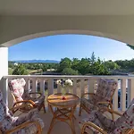 Oasis Villa Lovreć