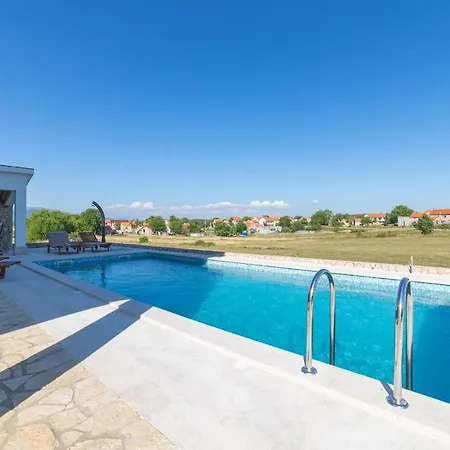 Oasis Villa