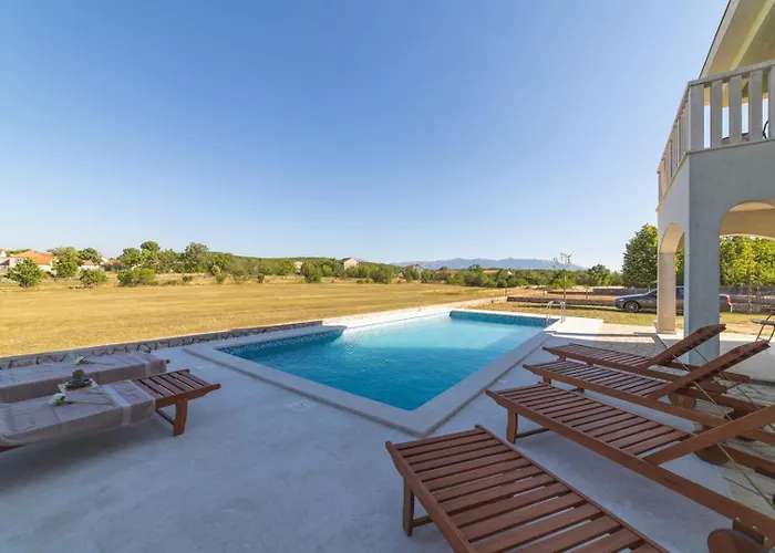 Oasis Vila Lovreć